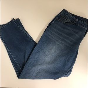 Apt 9 mid rise straight leg jeans